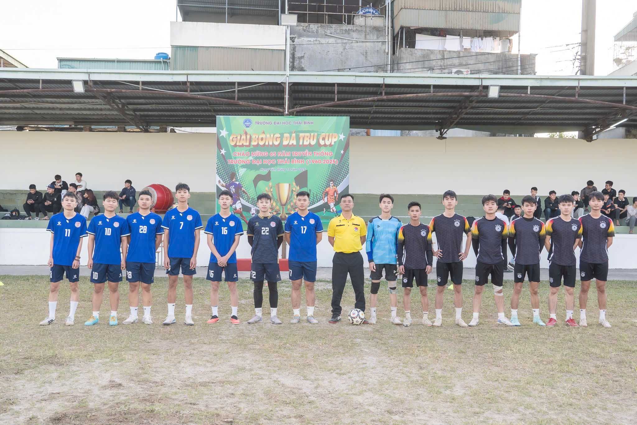 KHÉP LẠI MÙA GIẢI – LAN TỎA TINH THẦN ĐOÀN KẾT  